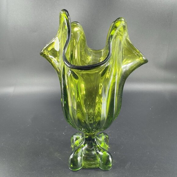 Viking Glass Avocado Green Epic Four Square Base Swung Glass Vase Bowl Dish VTG - Picture 2 of 13